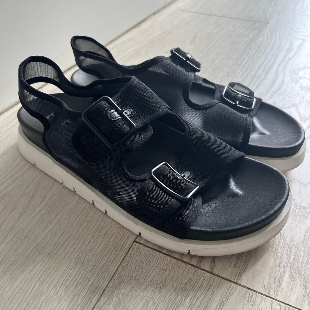 Bar III Sport Sandal— Round Toe Black Mesh Buckle Sandal 8.5 M